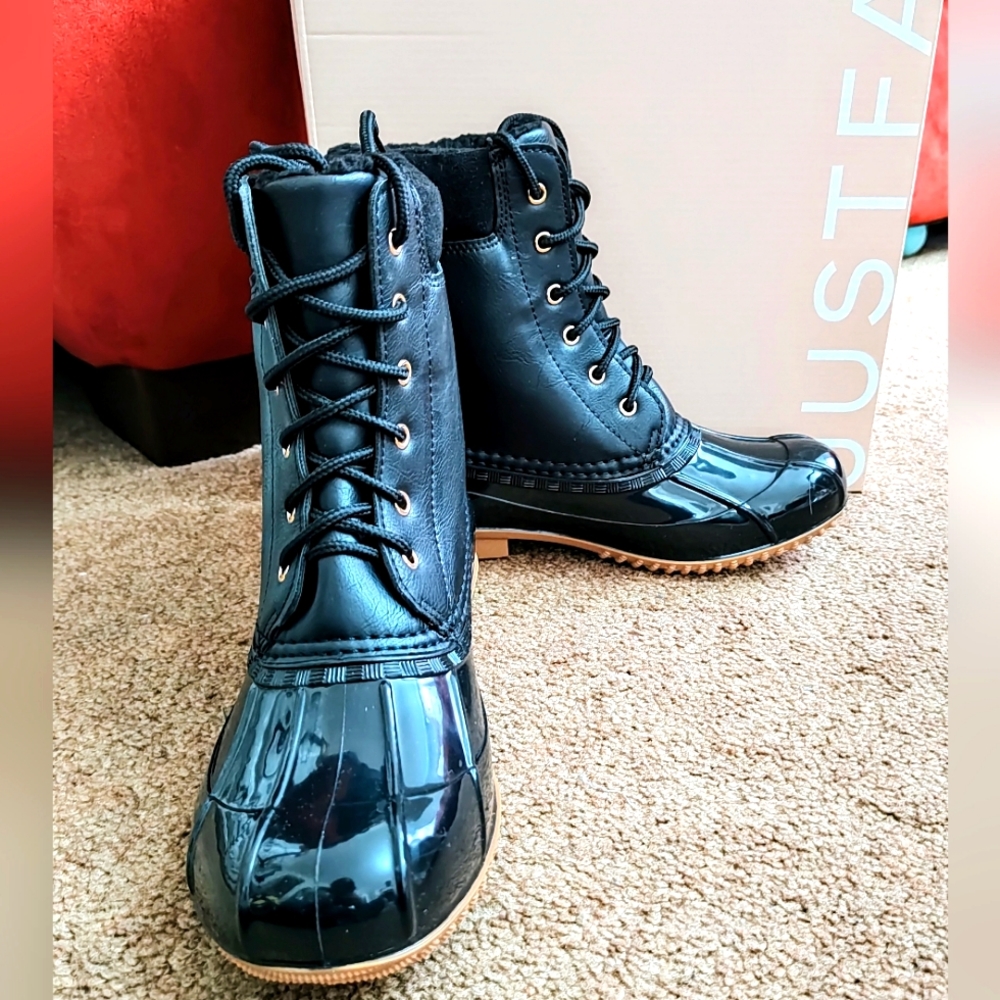 Size 7 New Patent Duck Boots